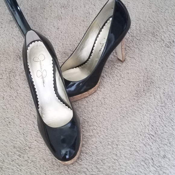 Jessica Simpson heels - Picture 1 of 2